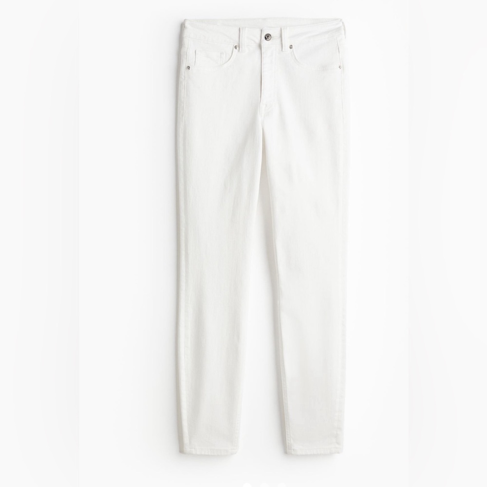 H&M white skinny stretch jeans. High waist, button zip fly, back pockets